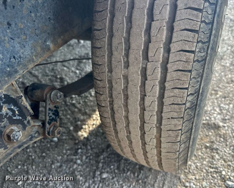 image for item EG1075 2014 Bulldog  716E utility trailer