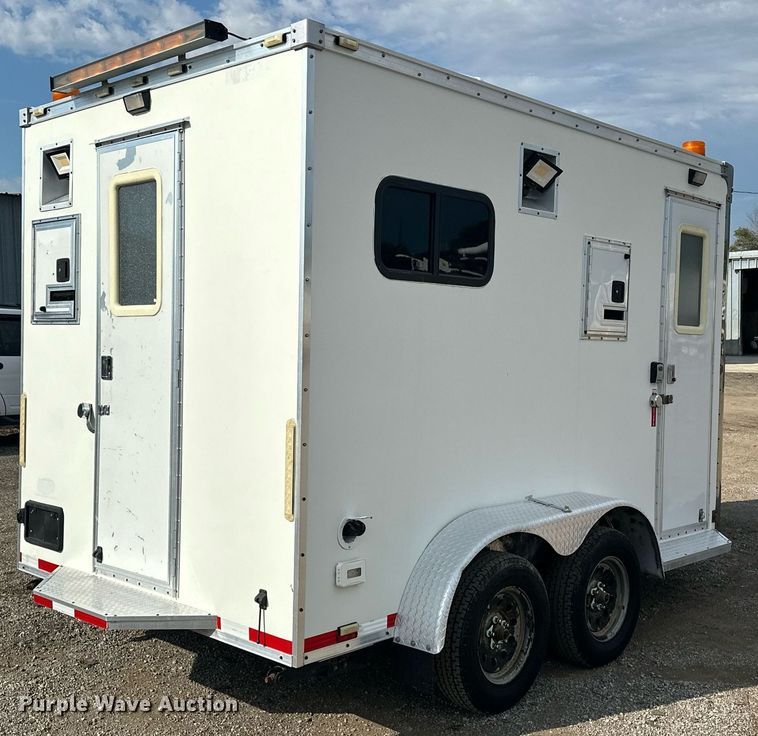 image for item EG1076 2010 Forest River  fiber optic trailer 