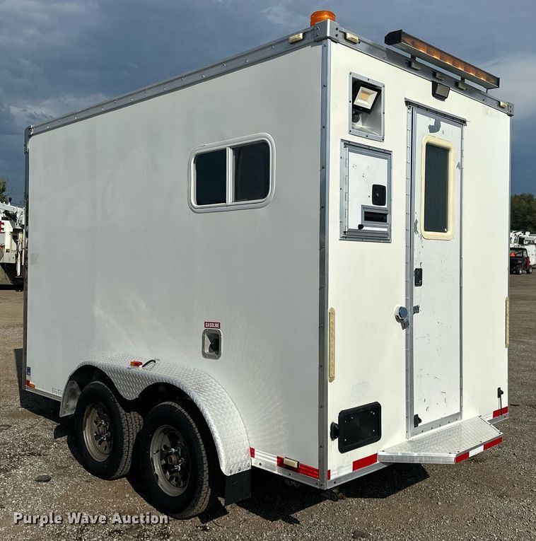 image for item EG1076 2010 Forest River  fiber optic trailer 