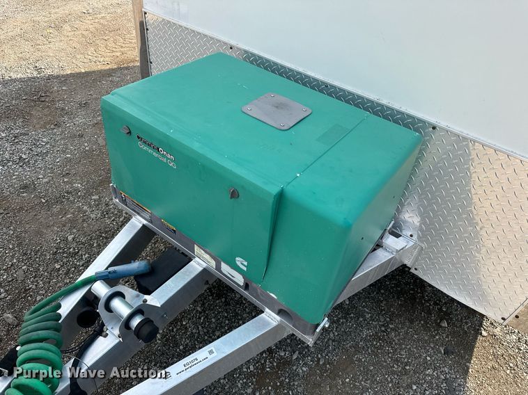 image for item EG1076 2010 Forest River  fiber optic trailer 