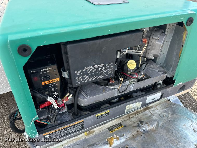 image for item EG1076 2010 Forest River  fiber optic trailer 