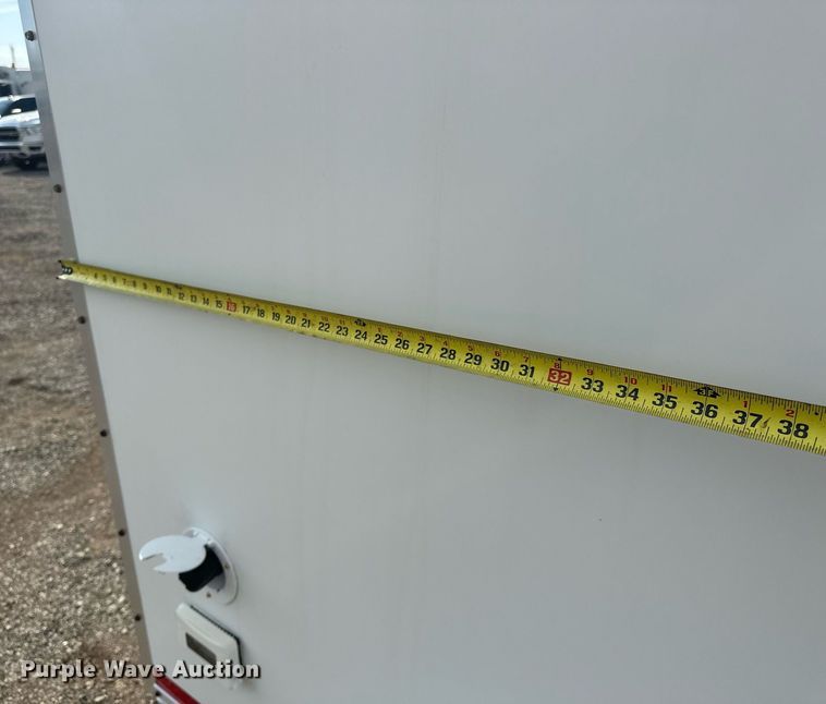 image for item EG1076 2010 Forest River  fiber optic trailer 