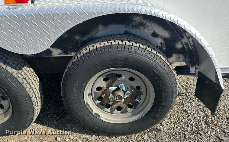 image for item EG1076 2010 Forest River  fiber optic trailer 