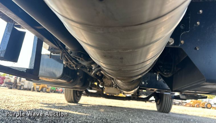 image for item EG1087 2013 Ford  F650 box truck