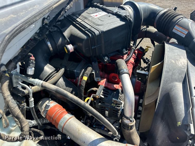 image for item EG1087 2013 Ford  F650 box truck