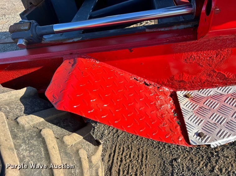 image for item EG1095 2000 Moffett M5000 forklift