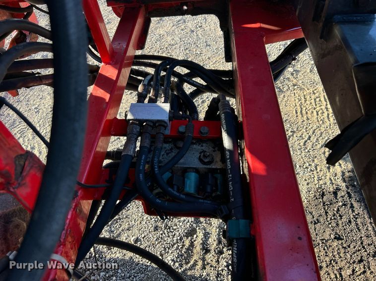 image for item EG1095 2000 Moffett M5000 forklift