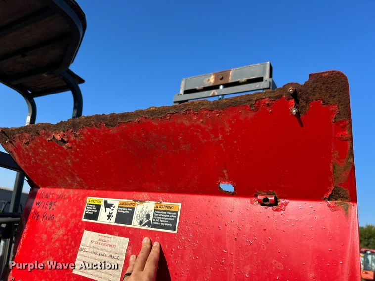 image for item EG1095 2000 Moffett M5000 forklift