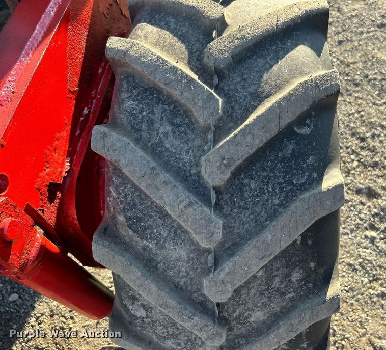 image for item EG1095 2000 Moffett M5000 forklift