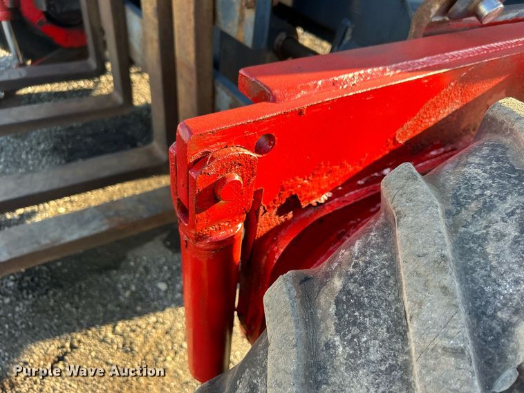 image for item EG1095 2000 Moffett M5000 forklift