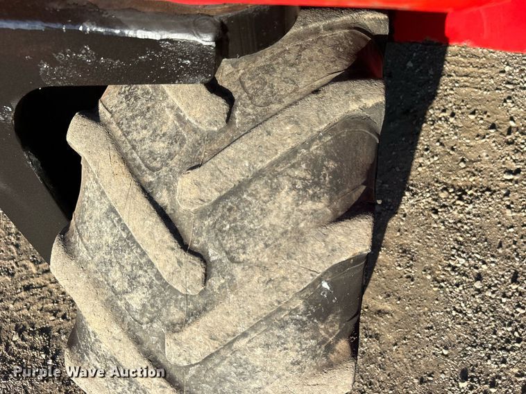 image for item EG1095 2000 Moffett M5000 forklift