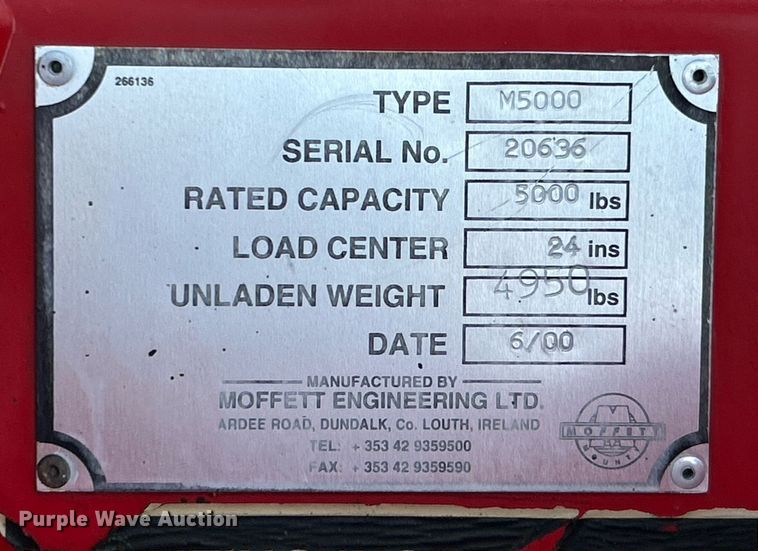 image for item EG1095 2000 Moffett M5000 forklift