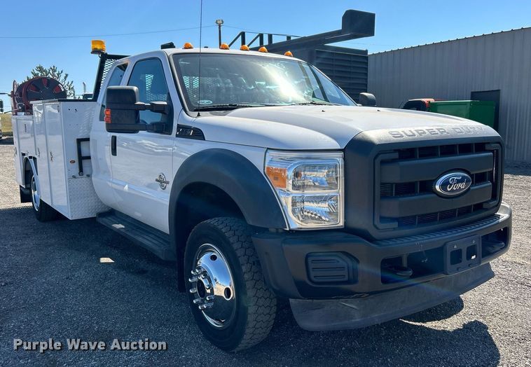 image for item EG1101 2012 Ford F550 Super Duty  SuperCab utility/ service truck