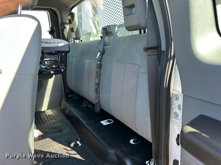 image for item EG1101 2012 Ford F550 Super Duty  SuperCab utility/ service truck