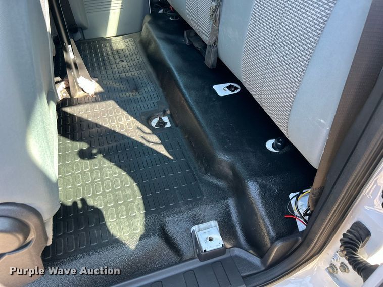 image for item EG1101 2012 Ford F550 Super Duty  SuperCab utility/ service truck