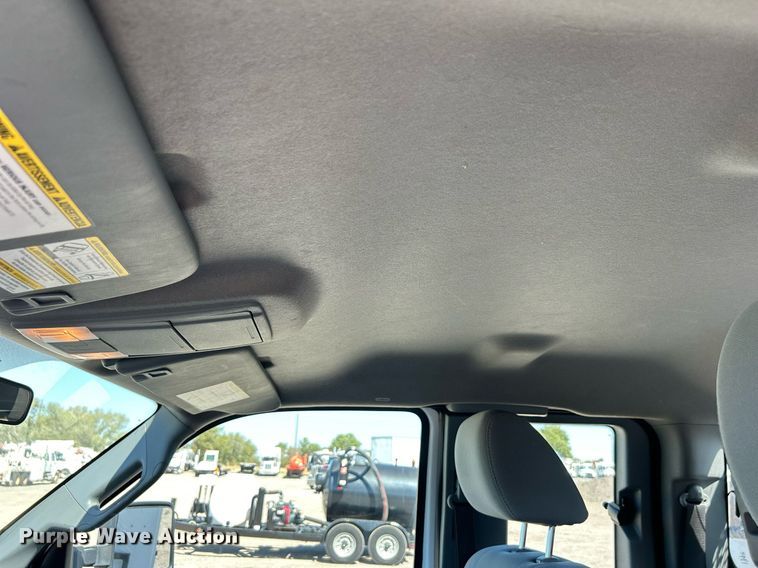 image for item EG1101 2012 Ford F550 Super Duty  SuperCab utility/ service truck