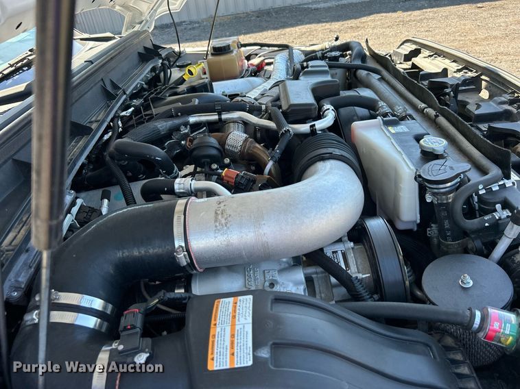 image for item EG1101 2012 Ford F550 Super Duty  SuperCab utility/ service truck