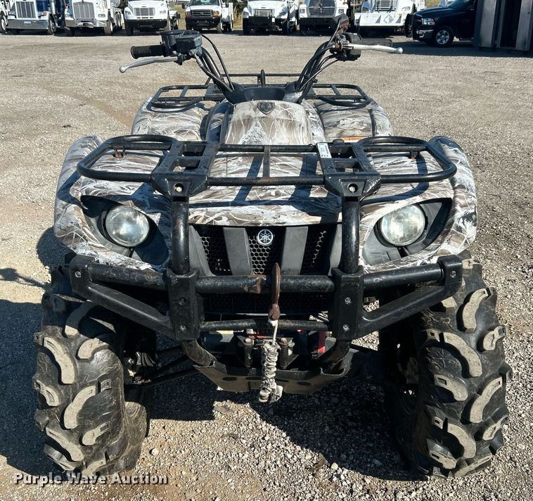 image for item EG1121 2004 Yamaha Grizzly 660 ATV