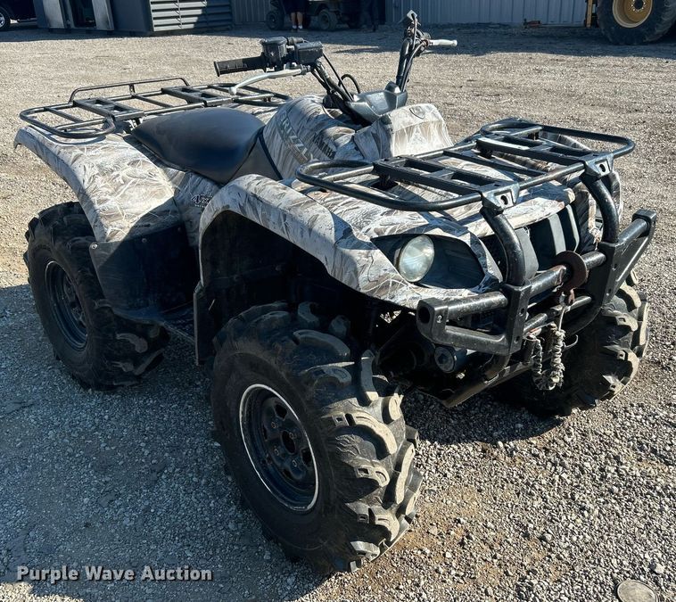 image for item EG1121 2004 Yamaha Grizzly 660 ATV