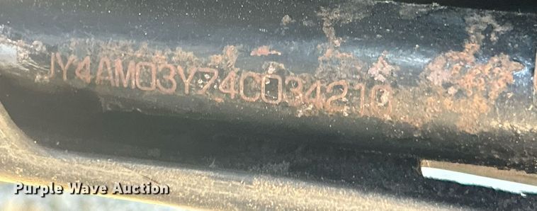 image for item EG1121 2004 Yamaha Grizzly 660 ATV