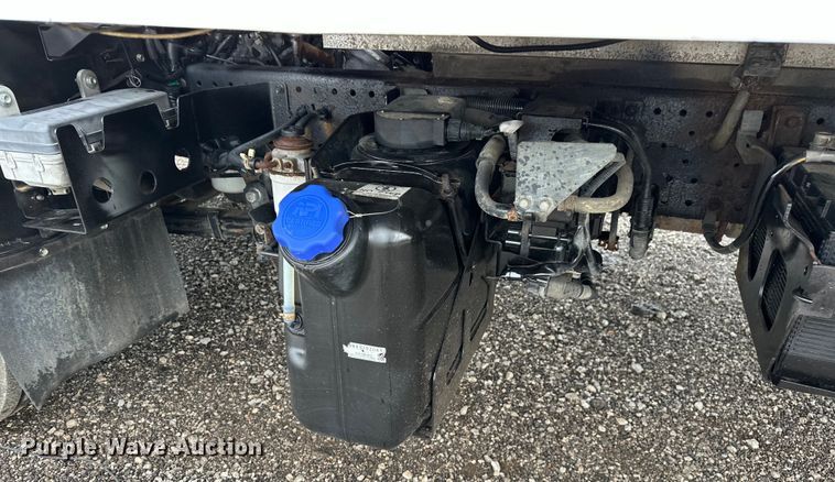 image for item EG1630 2012 Isuzu  NRR pressure washer truck