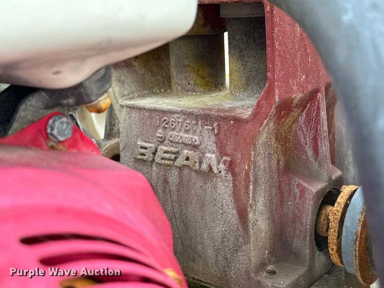 image for item EG1630 2012 Isuzu  NRR pressure washer truck