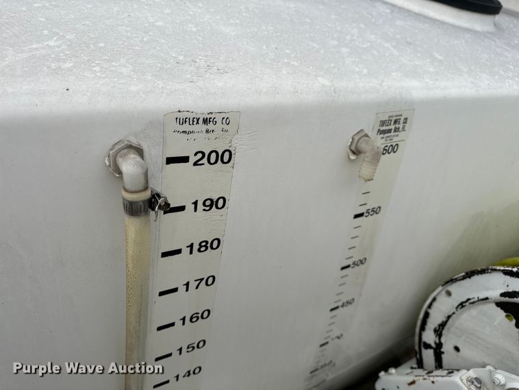 image for item EG1630 2012 Isuzu  NRR pressure washer truck