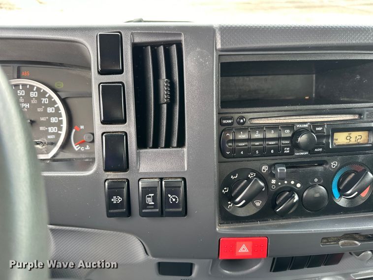 image for item EG1630 2012 Isuzu  NRR pressure washer truck