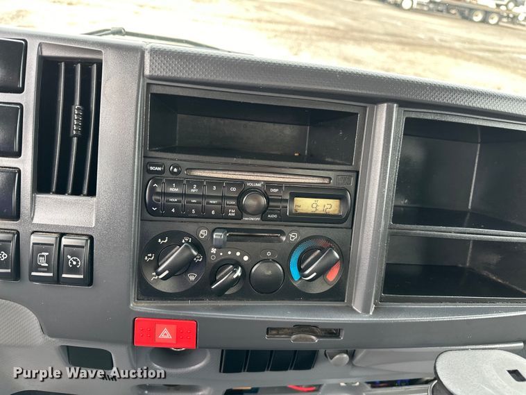 image for item EG1630 2012 Isuzu  NRR pressure washer truck