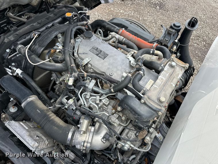 image for item EG1630 2012 Isuzu  NRR pressure washer truck