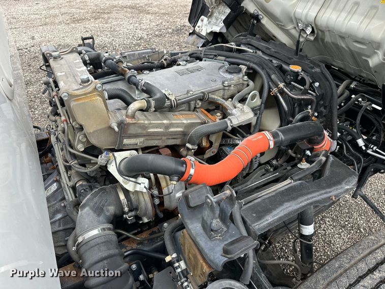 image for item EG1630 2012 Isuzu  NRR pressure washer truck