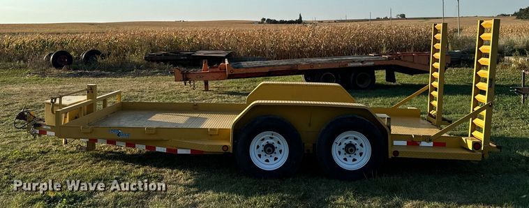 image for item EG6762 2009 Load Trail LTD equipment trailer