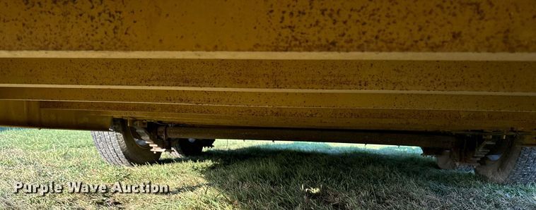 image for item EG6762 2009 Load Trail LTD equipment trailer