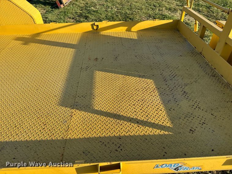 image for item EG6762 2009 Load Trail LTD equipment trailer