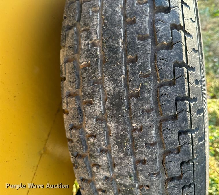 image for item EG6762 2009 Load Trail LTD equipment trailer