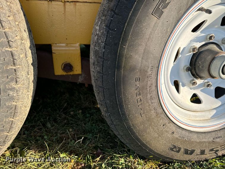 image for item EG6762 2009 Load Trail LTD equipment trailer