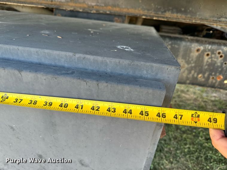 image for item EG6766 2000 Chevrolet C6500 rollback truck