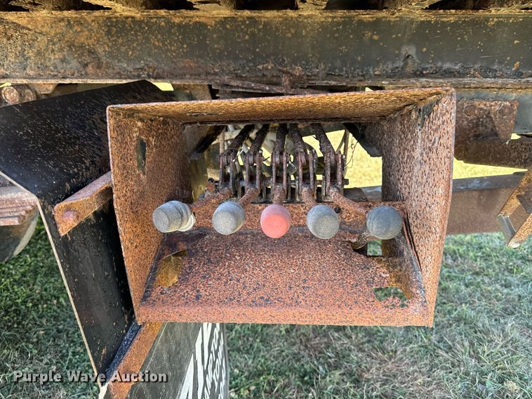 image for item EG6766 2000 Chevrolet C6500 rollback truck