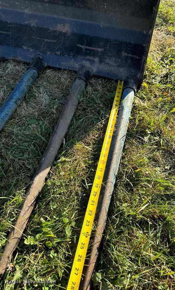 image for item EG6773 Notch MFG 66 MF skid steer manure forks