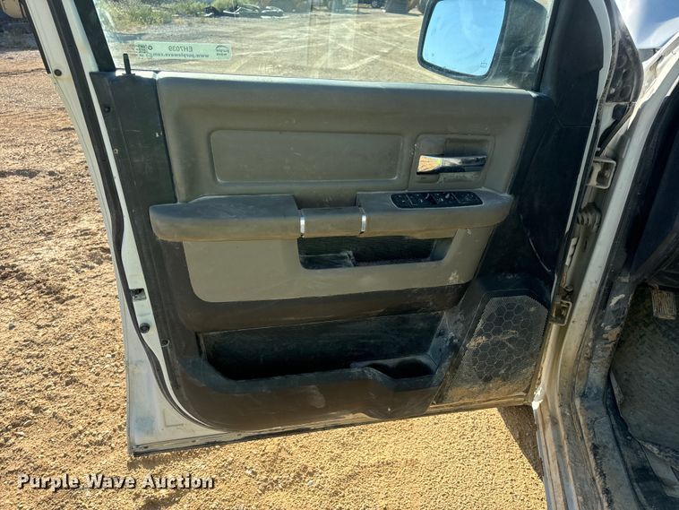 image for item EH7039 2011 Dodge Ram 1500 Quad Cab pickup truck