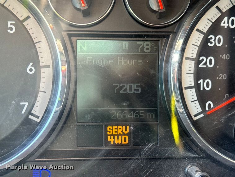 image for item EH7039 2011 Dodge Ram 1500 Quad Cab pickup truck