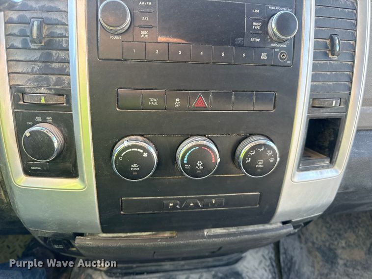 image for item EH7039 2011 Dodge Ram 1500 Quad Cab pickup truck