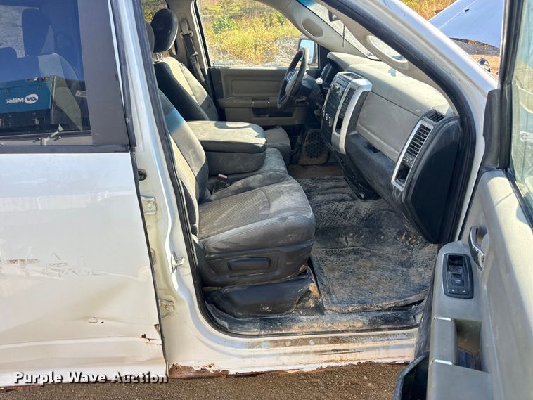 image for item EH7039 2011 Dodge Ram 1500 Quad Cab pickup truck