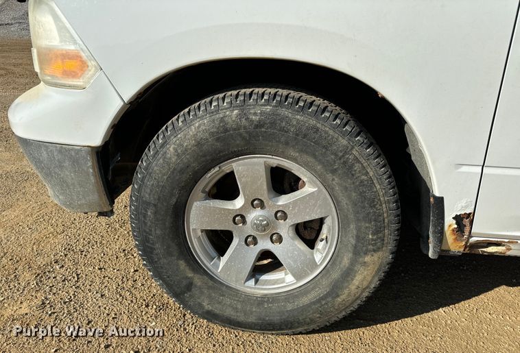 image for item EH7039 2011 Dodge Ram 1500 Quad Cab pickup truck