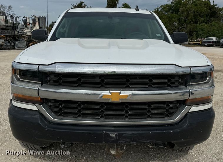 image for item EH7061 2017 Chevrolet  Silverado 1500 Double Cab pickup truck