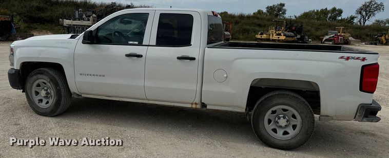 image for item EH7061 2017 Chevrolet  Silverado 1500 Double Cab pickup truck