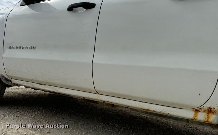 image for item EH7061 2017 Chevrolet  Silverado 1500 Double Cab pickup truck