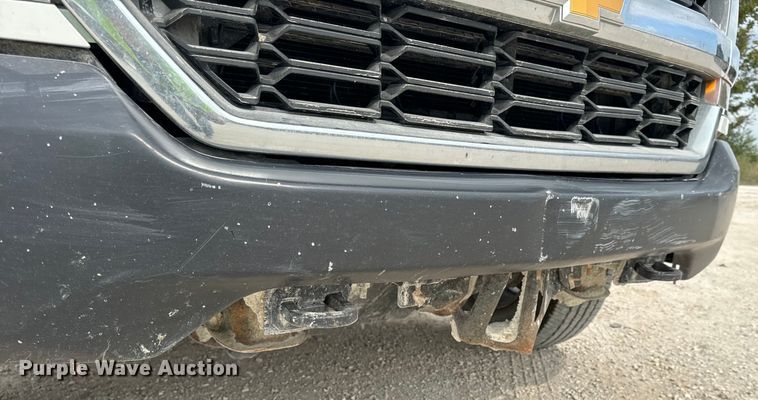 image for item EH7061 2017 Chevrolet  Silverado 1500 Double Cab pickup truck