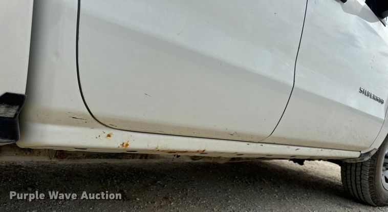 image for item EH7061 2017 Chevrolet  Silverado 1500 Double Cab pickup truck