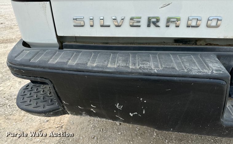 image for item EH7061 2017 Chevrolet  Silverado 1500 Double Cab pickup truck